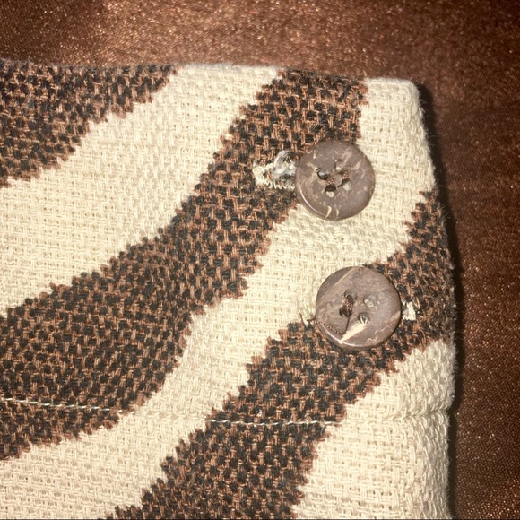 SOLD! Liz Claiborne Animal Print Pencil Skirt 8 - Picture 3 of 3